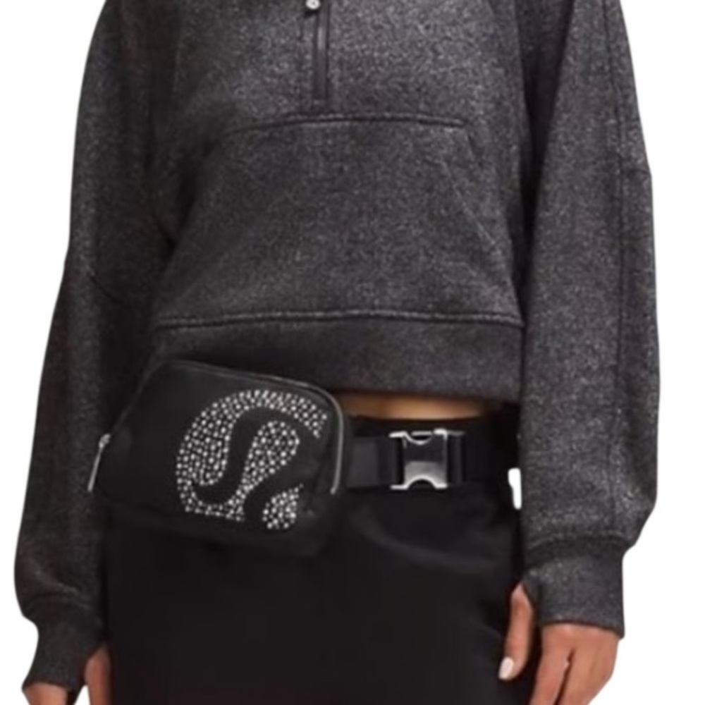 Lululemon Everywhere Belt Bag 1L Studded Black - Picture 8 of 16